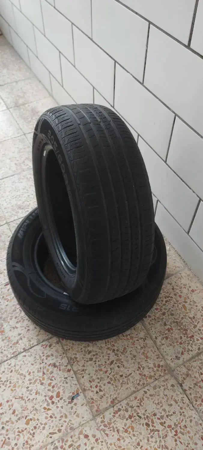 یک جفت لاستیک ۲۰۵/۶۰/۱۵|قطعات یدکی و لوازم جانبی|شهرکرد, |دیوار