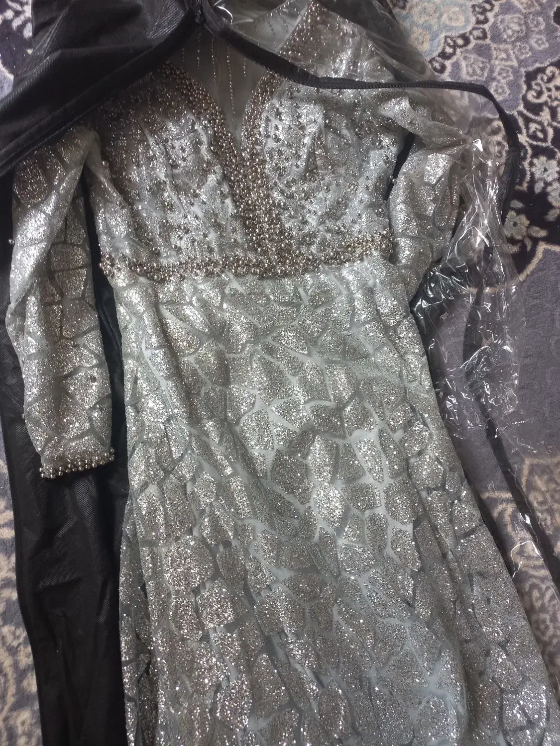 یه دست کت شلوار سرمه ای دامادی با لباس مراسمی|لباس|ایوان, |دیوار