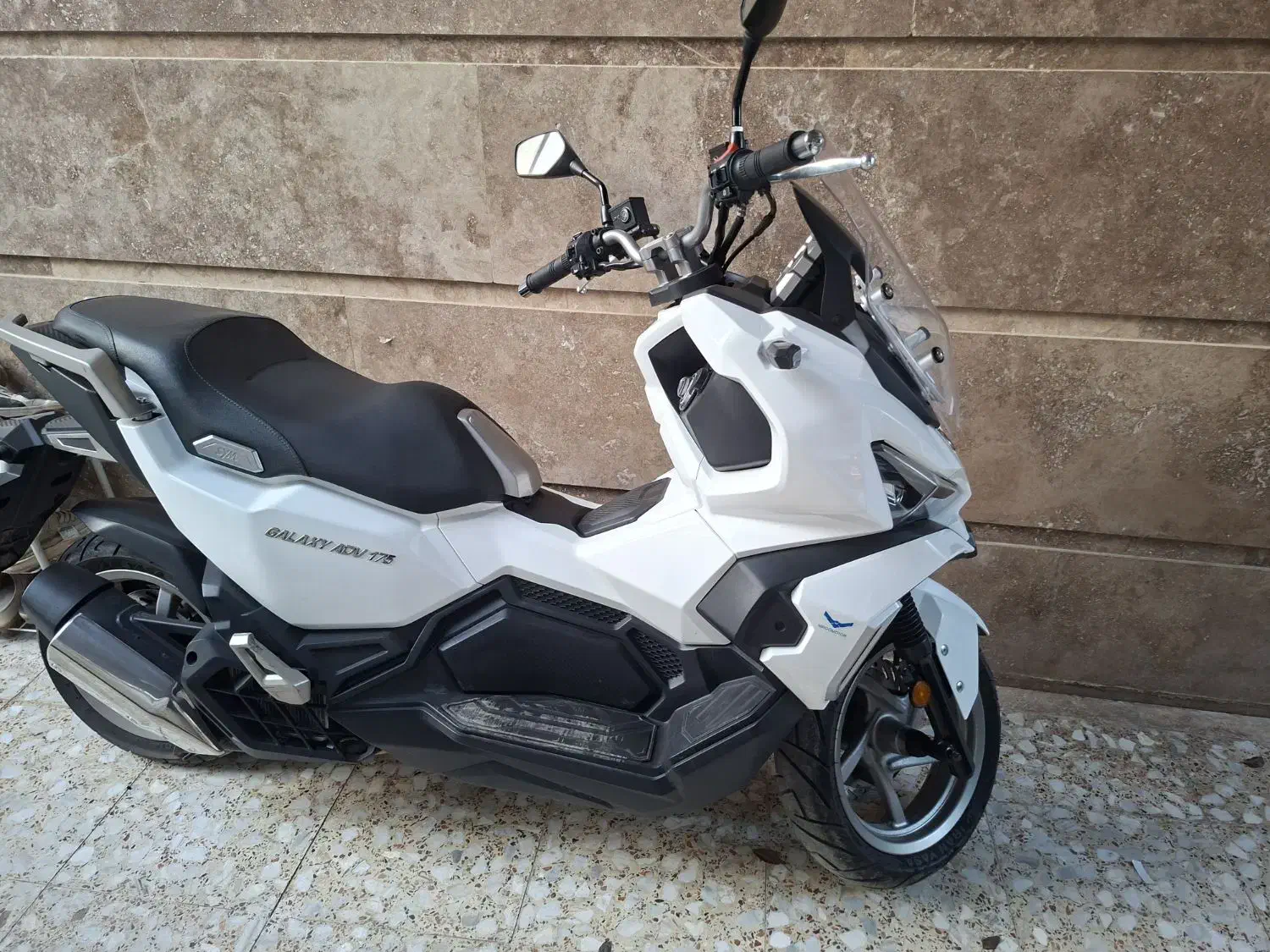 adv175|موتورسیکلت|سنگر, |دیوار