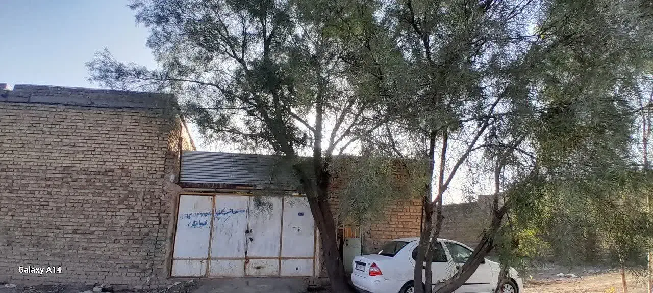 کارگاه صنعتی ۱۲۰متر بابر۸متررهن واجاره داده میشود|اجارهٔ دفتر صنعتی، کشاورزی، تجاری|قم, زمان زاده|دیوار