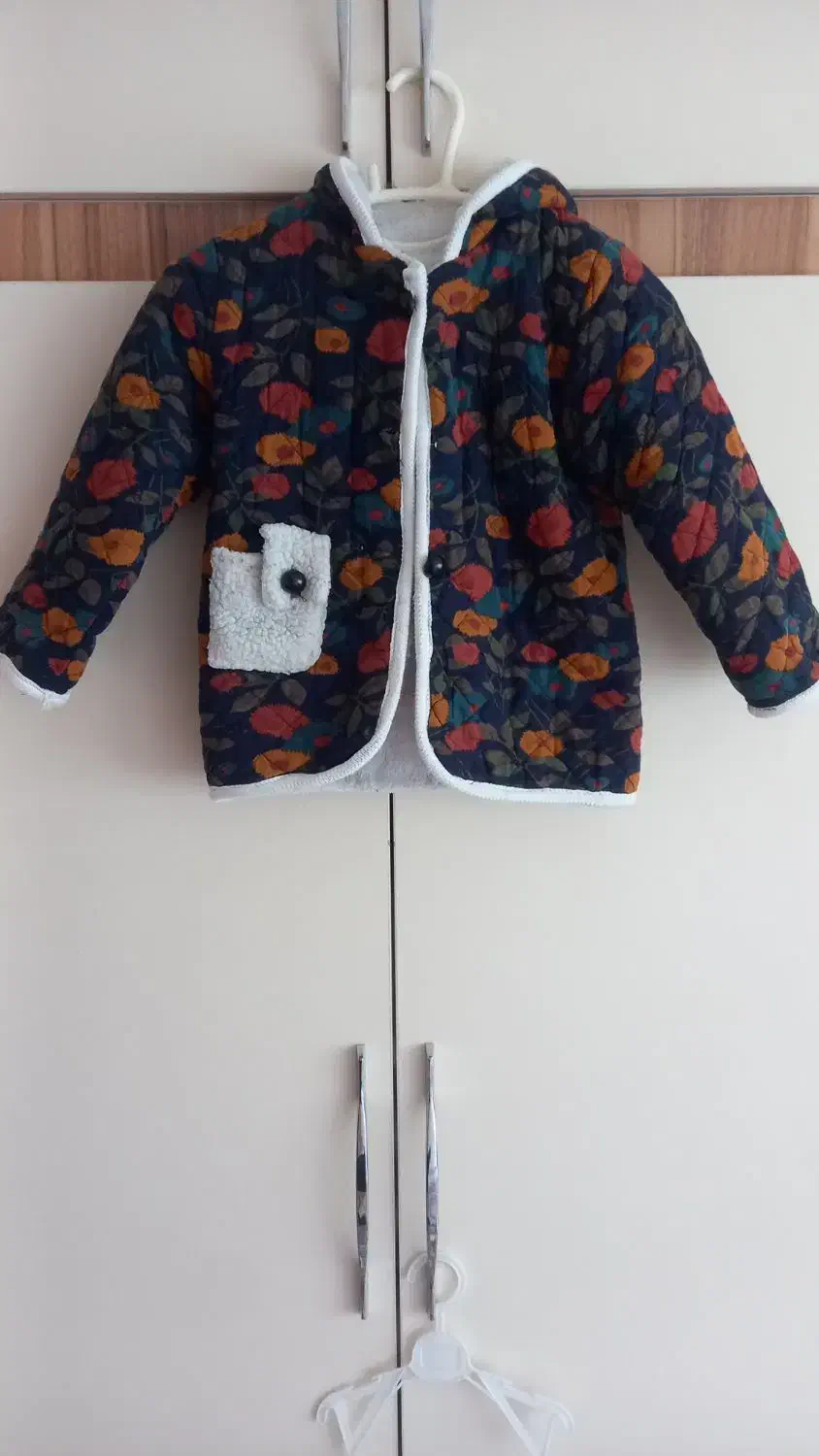 کاپشنهای دخترانه در حد نو|کفش و لباس بچه|ملایر, |دیوار