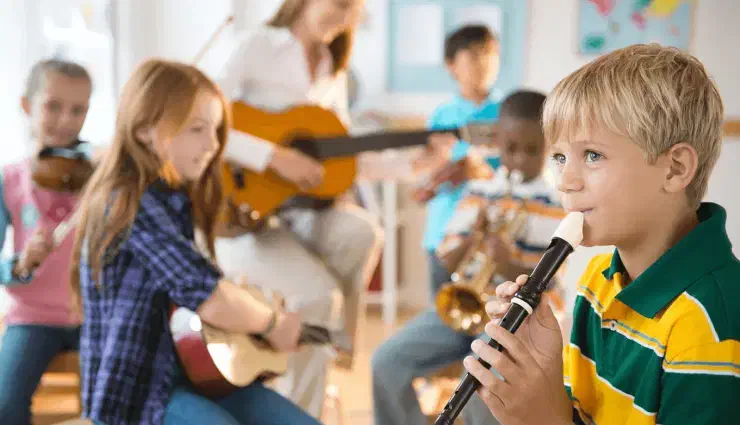 آموزش تخصصی موسیقی به کودکان۳ تا ۶سال|خدمات آموزشی|شاهین‌شهر, دکتر حسابی|دیوار