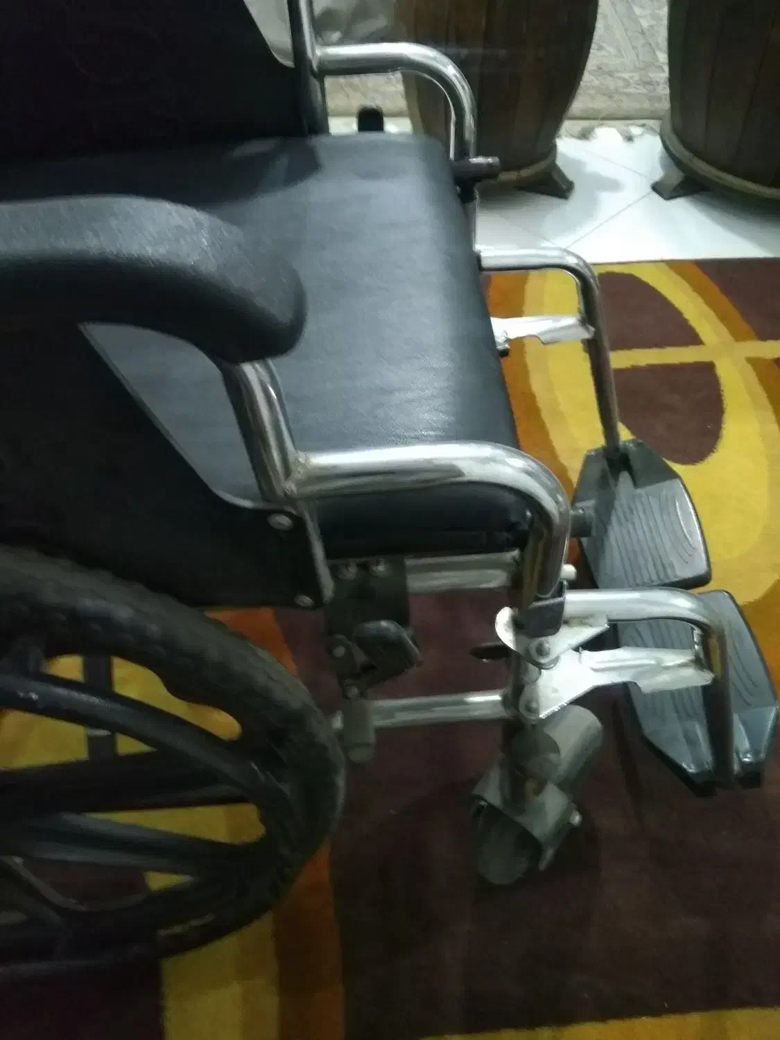 ویلچر محکم با لگن نو|آرایشی، بهداشتی، درمانی|کرج, اصفهانیها|دیوار