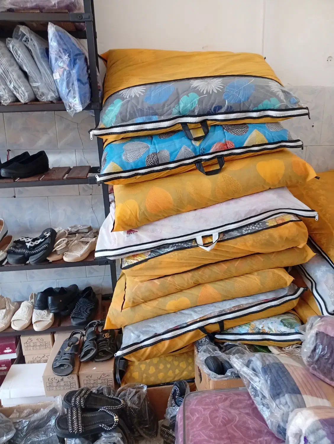 پتو مسافرتی تک به قیمت عمده|رختخواب، بالش، پتو|ساوه, |دیوار