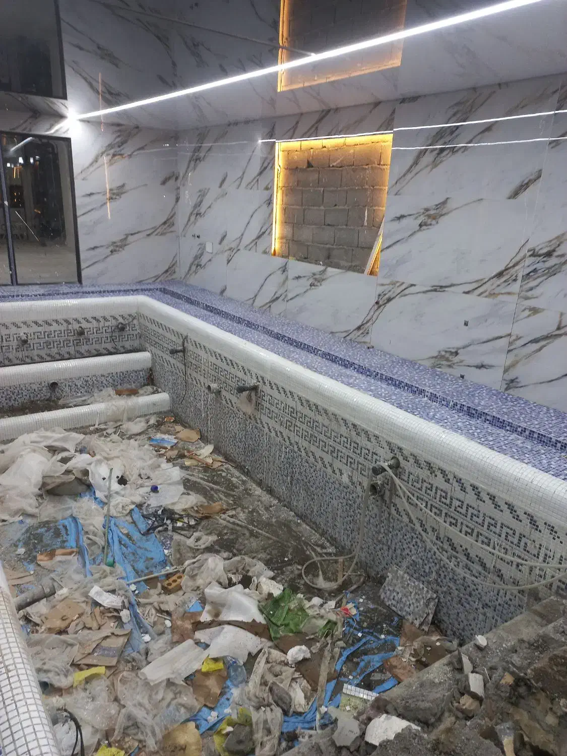 اوستا کاشیکار و سنگکار و شاگرد دوغابساز|استخدام معماری، عمران و ساختمانی|مشهد, وکیل‌آباد|دیوار