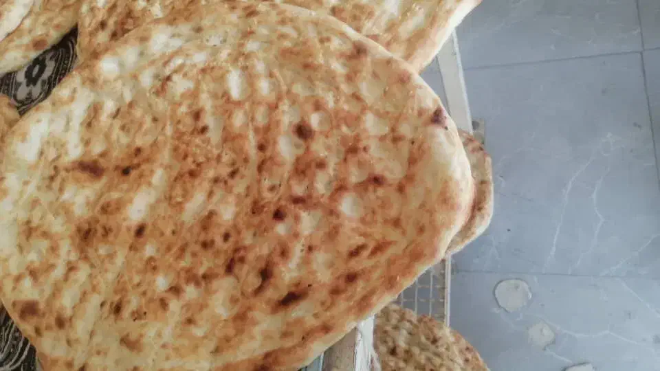 پاچالدار یا همان نون فروش|استخدام خدمات فروشگاه و رستوران|ایرانشهر, |دیوار