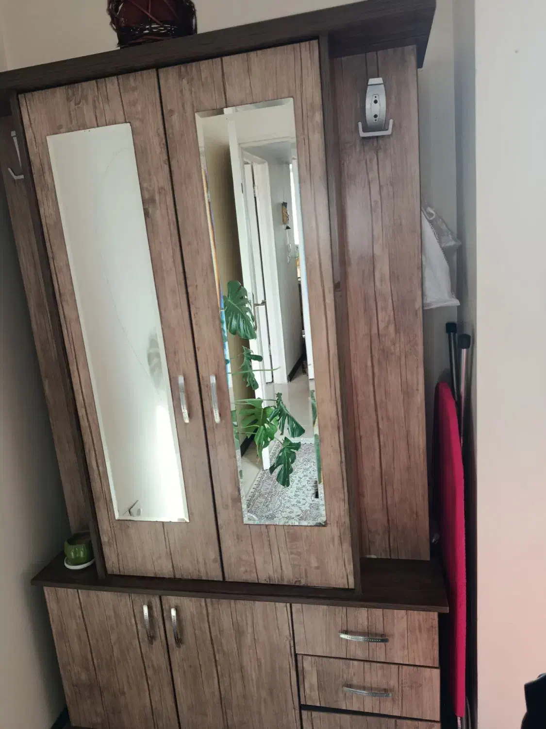 بوفه و جاکفشی|بوفه، ویترین، کنسول|هشتگرد, فاز ۱ مهستان|دیوار