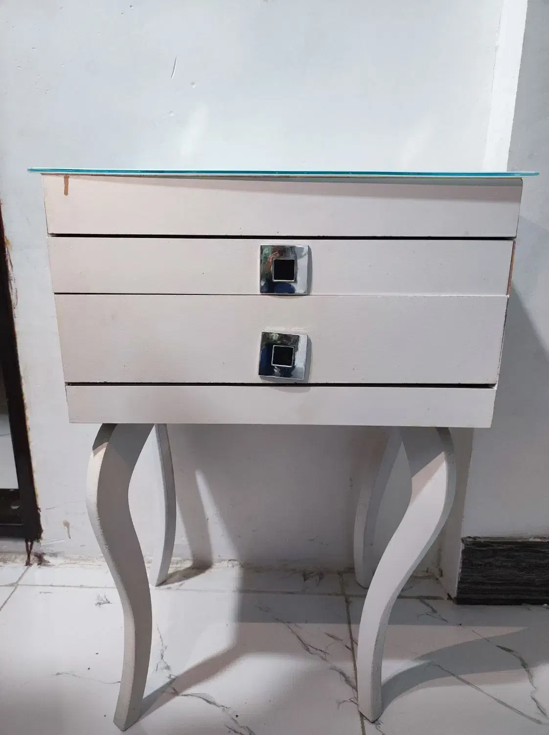 چهار پایه ی قاشق چنگال|بوفه، ویترین، کنسول|ساری, |دیوار