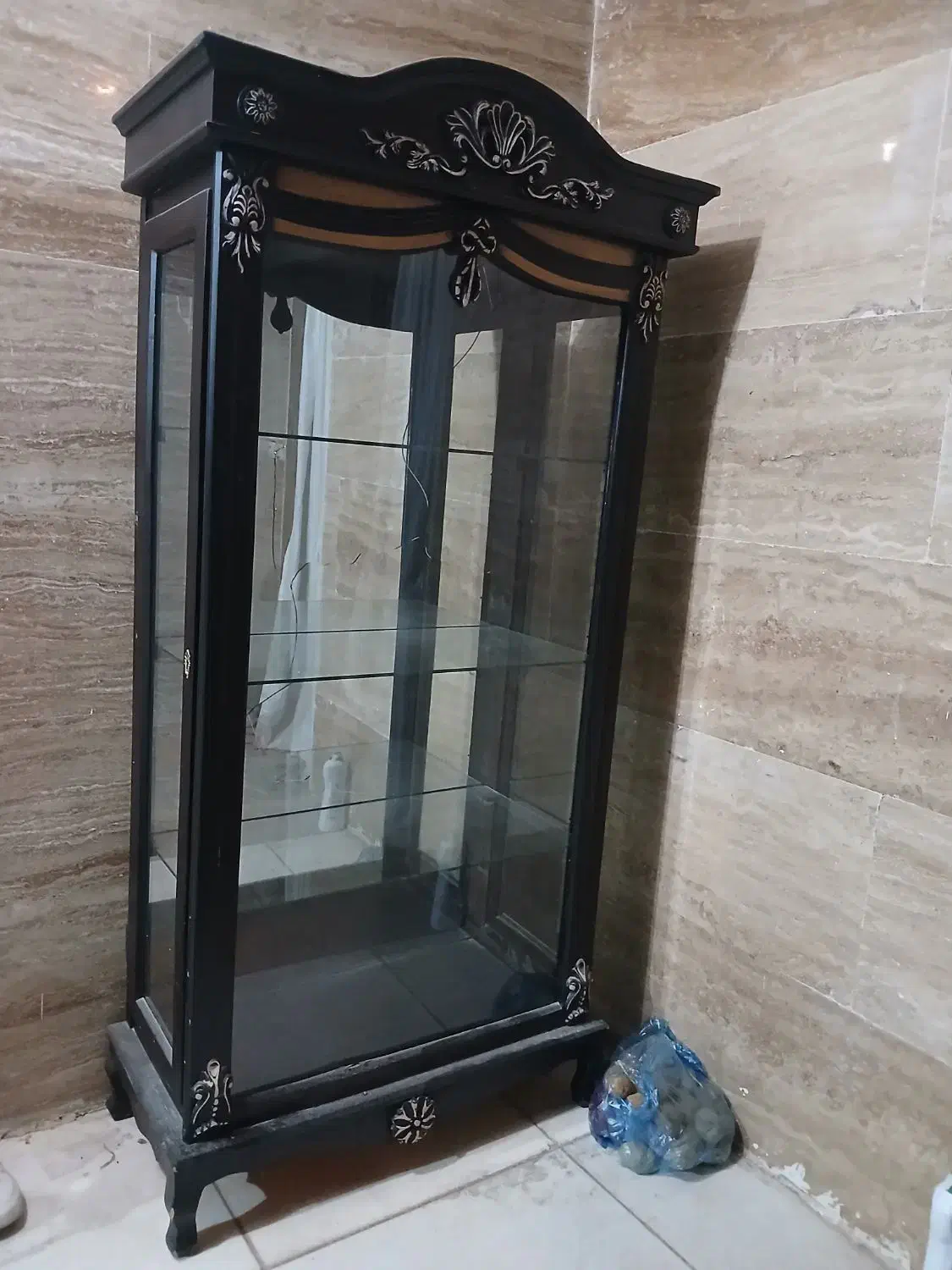 ویترین فروش|بوفه، ویترین، کنسول|لردگان, |دیوار