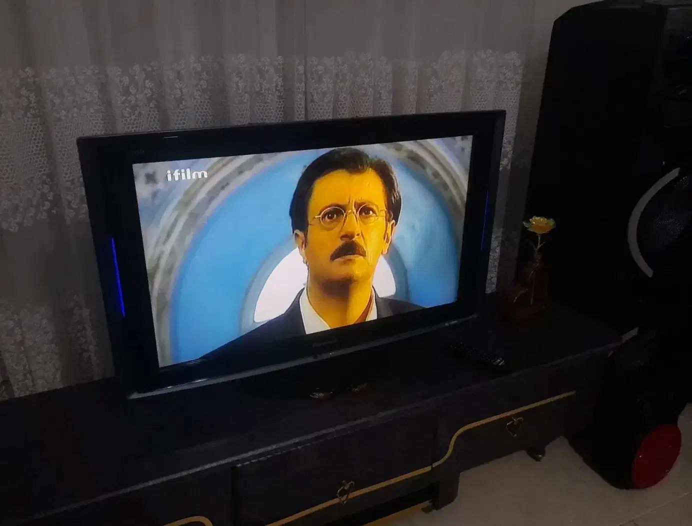 ال سی دی ۳۲ اینچ برند پاناسونیک|تلویزیون و پروژکتور|اردبیل, |دیوار