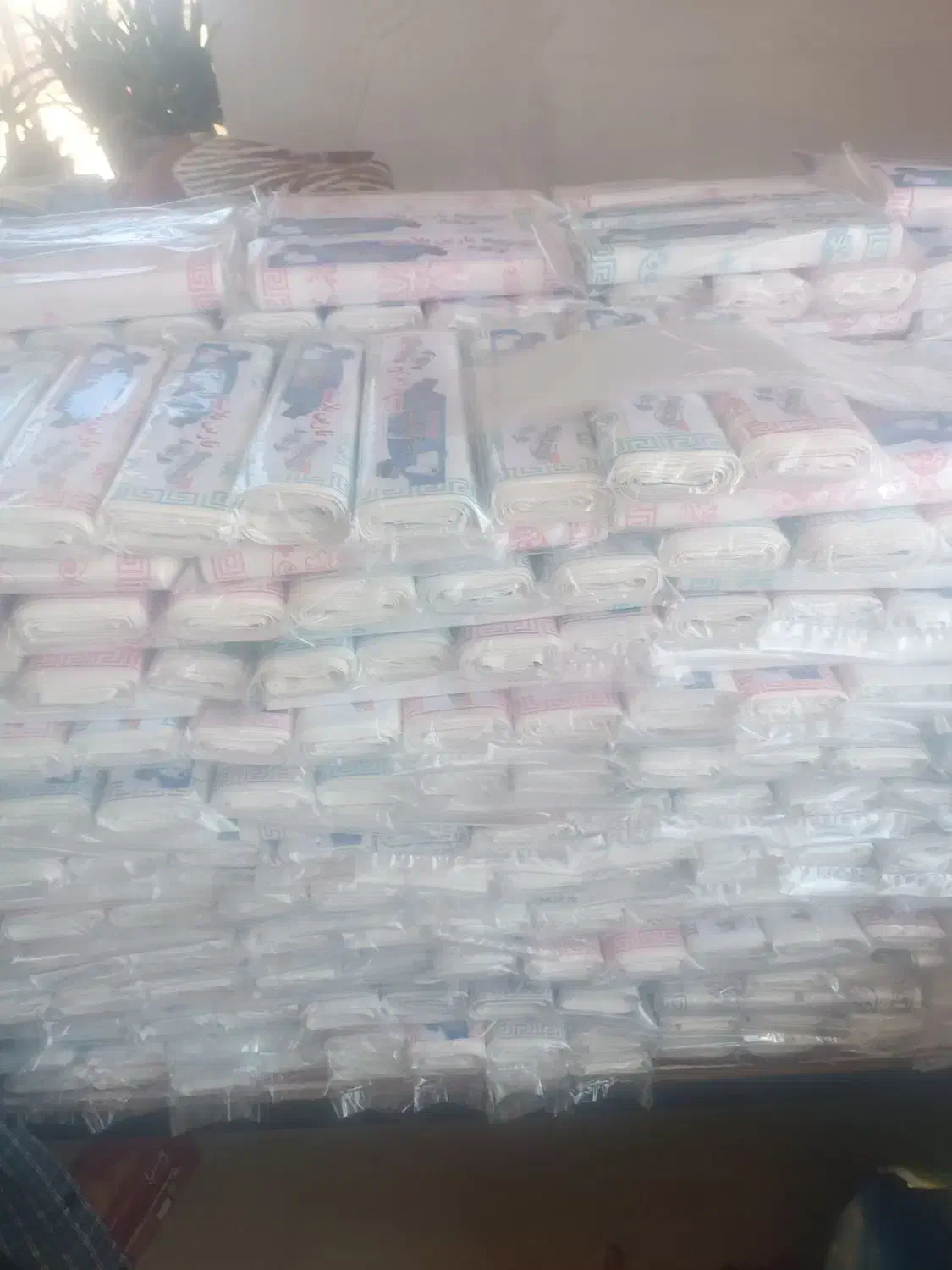 فروش عمده سفره یکبار مصرف|ظروف نگهدارنده، پلاستیکی، یک‌بارمصرف|سقز, |دیوار