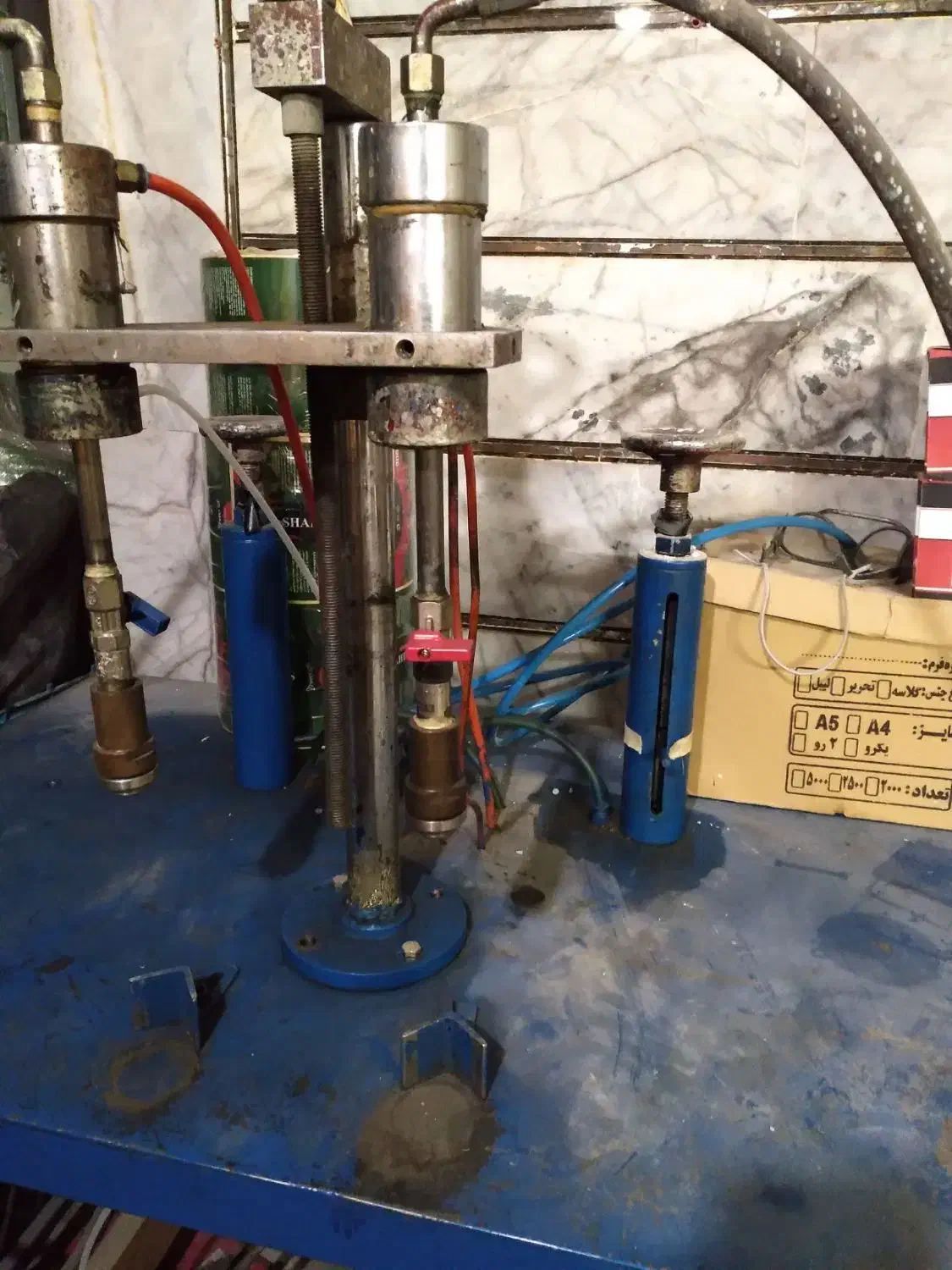 دستگاه پرس و گاز زن (گاز پرکن) اسپری|ماشین‌آلات صنعتی|قدس, شهر‌قدس|دیوار