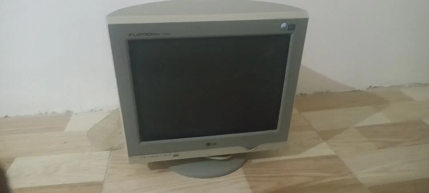 کامپیوتر ومیز|رایانه رومیزی|شهریار, شهرک مصطفی خمینی|دیوار