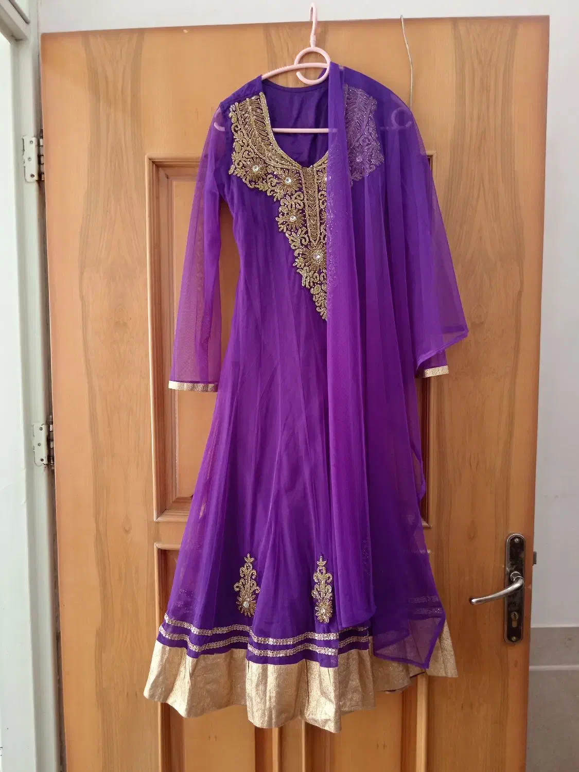 لباس مجلسی در حد نو|لباس|نجفآباد, ولیعصر|دیوار