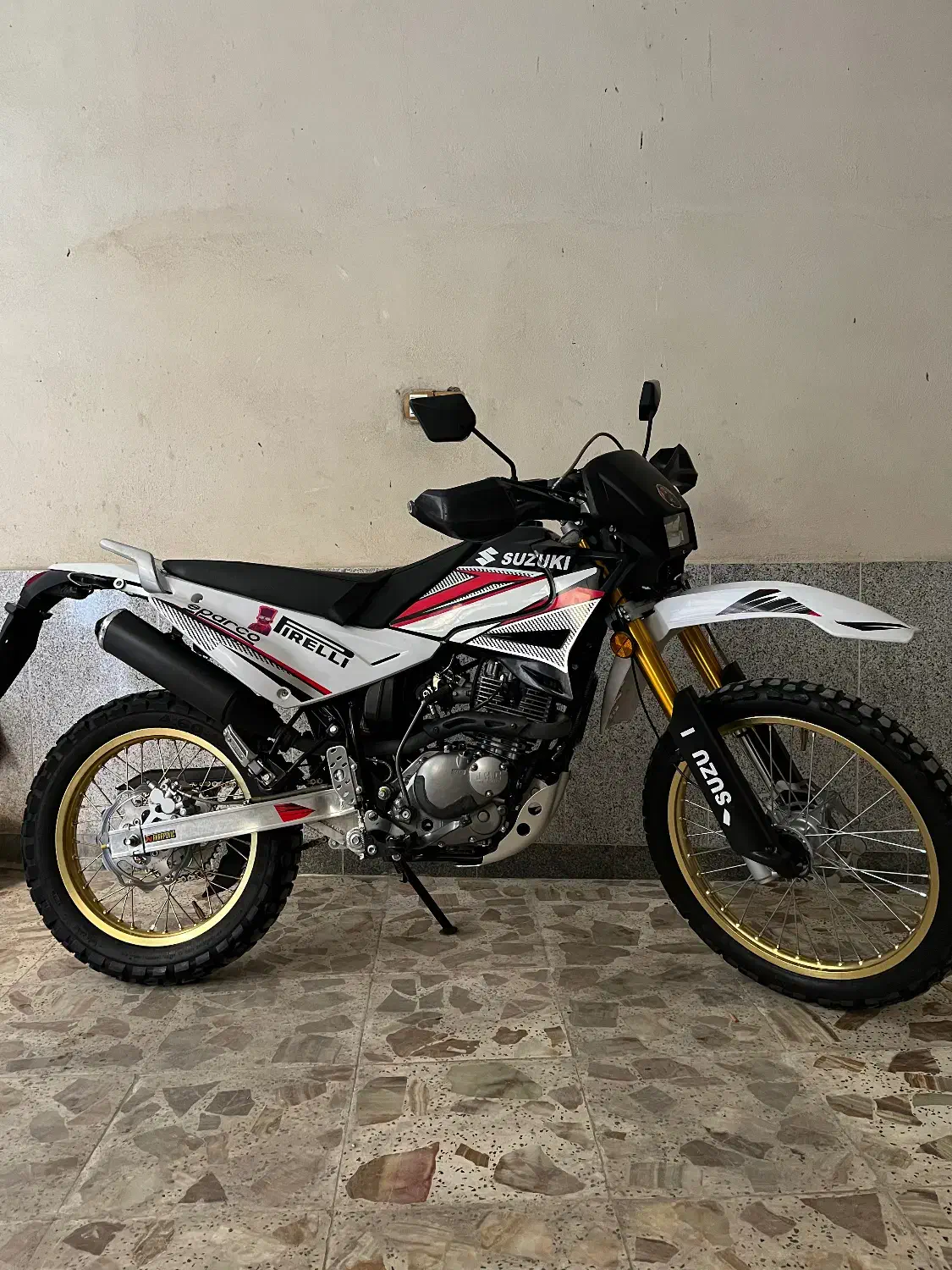 تریل روان ۲۰۰|موتورسیکلت|ساری, |دیوار