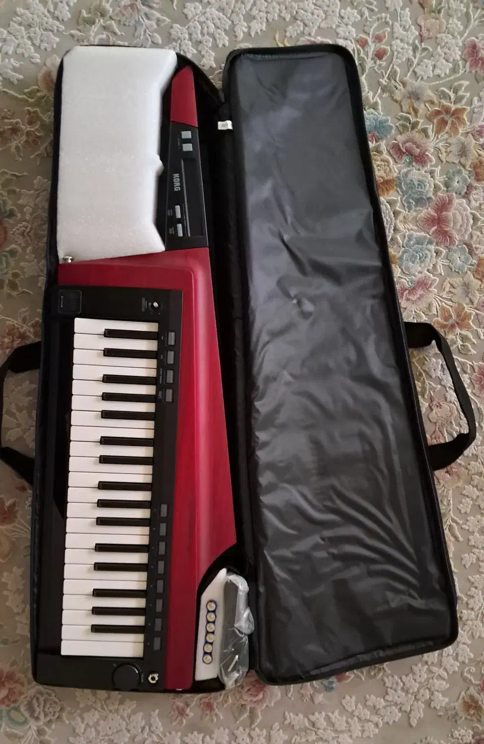 گیو کرگ Rk-100s2|پیانو، کیبورد، آکاردئون|تهران, شهرک المهدی|دیوار