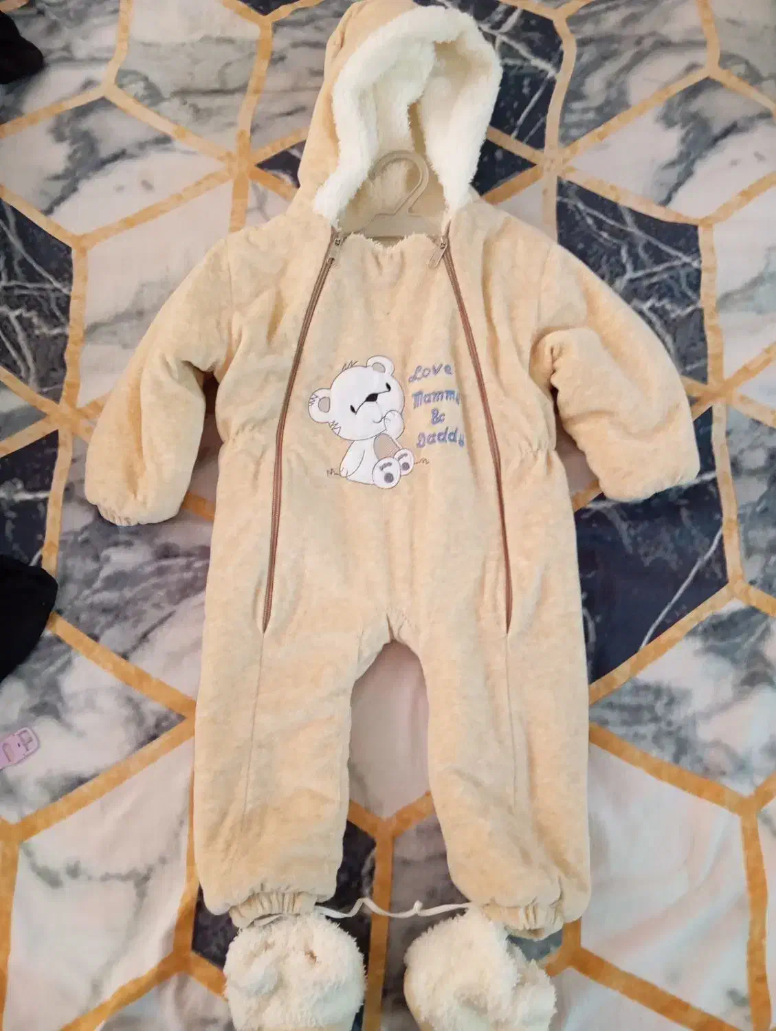 لباس سرهمی نوزاد تو کرک گرم|کفش و لباس بچه|تربت‌حیدریه, حسنی بالا|دیوار