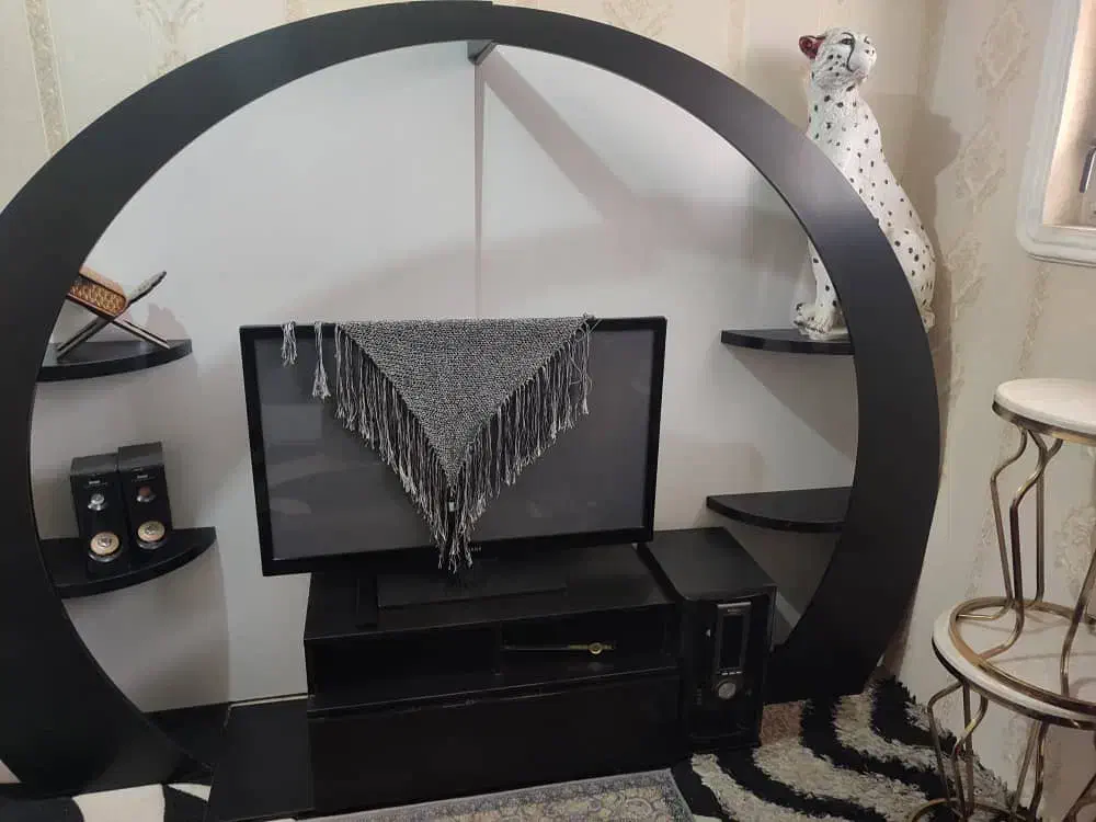 زیر تلویزیون|میز تلویزیون|شیراز, محراب|دیوار