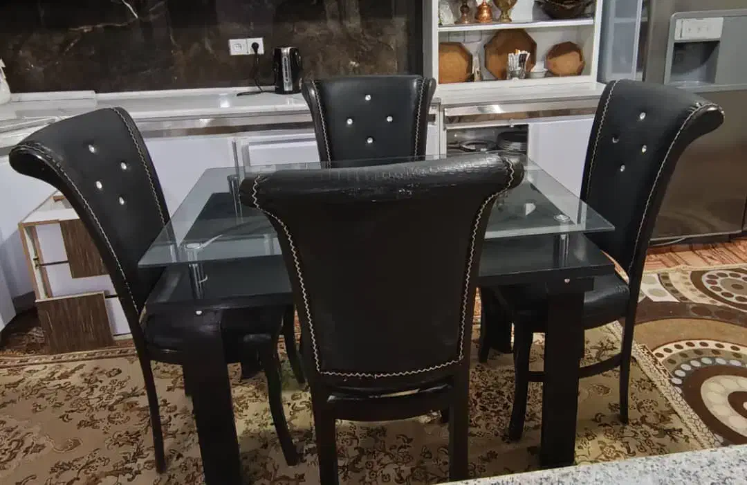 میز و صندلی غذا خوری|میز و صندلی غذاخوری|شهر بابک, |دیوار