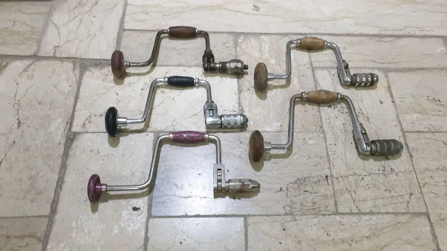 درل قدیمی دریل هندلی فردنگی لهستان آبیاری قطره ای|کلکسیون اشیاء عتیقه|اصفهان, خلیل آباد|دیوار