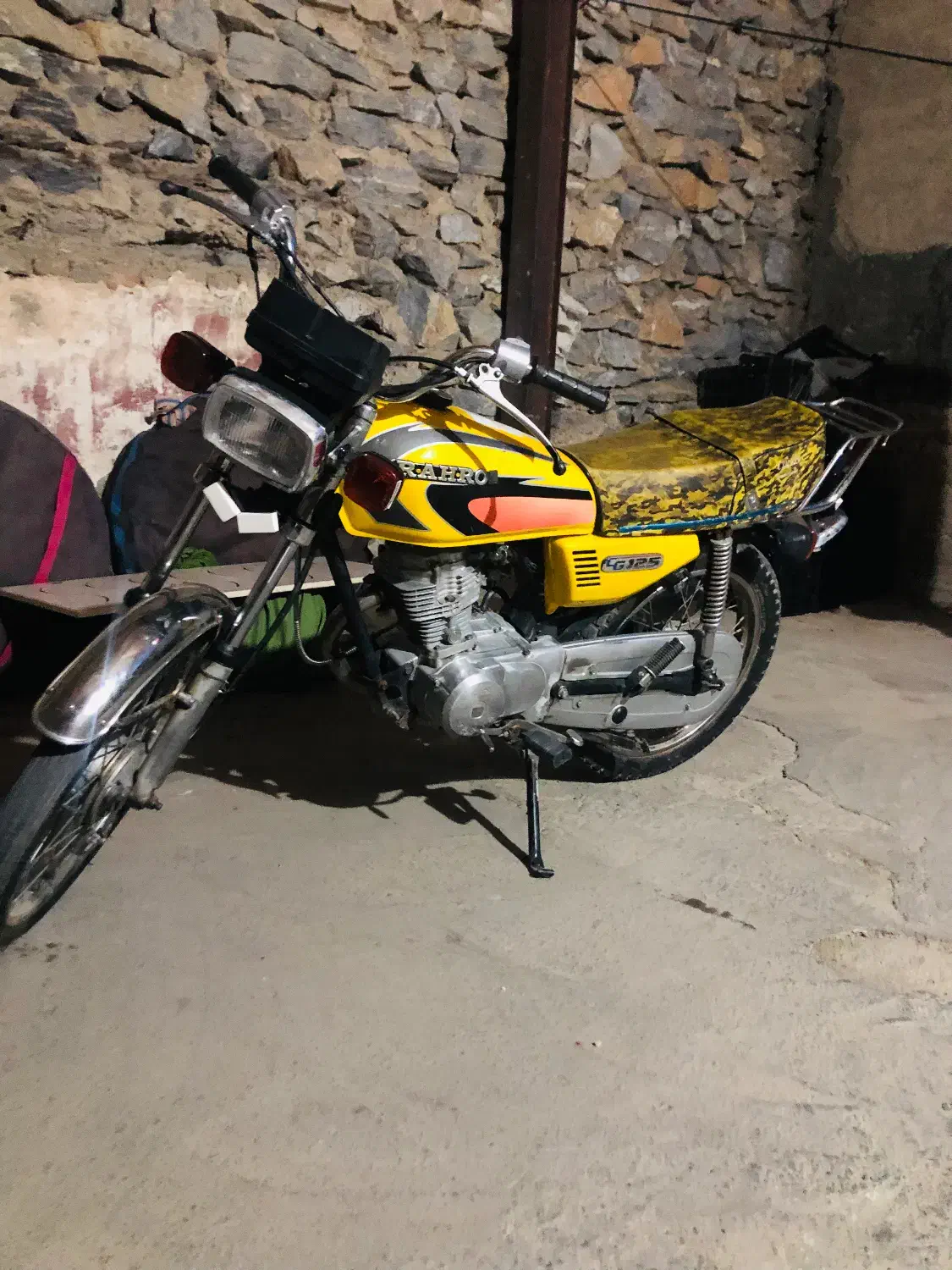 مدل۸۱|موتورسیکلت|بانه, |دیوار