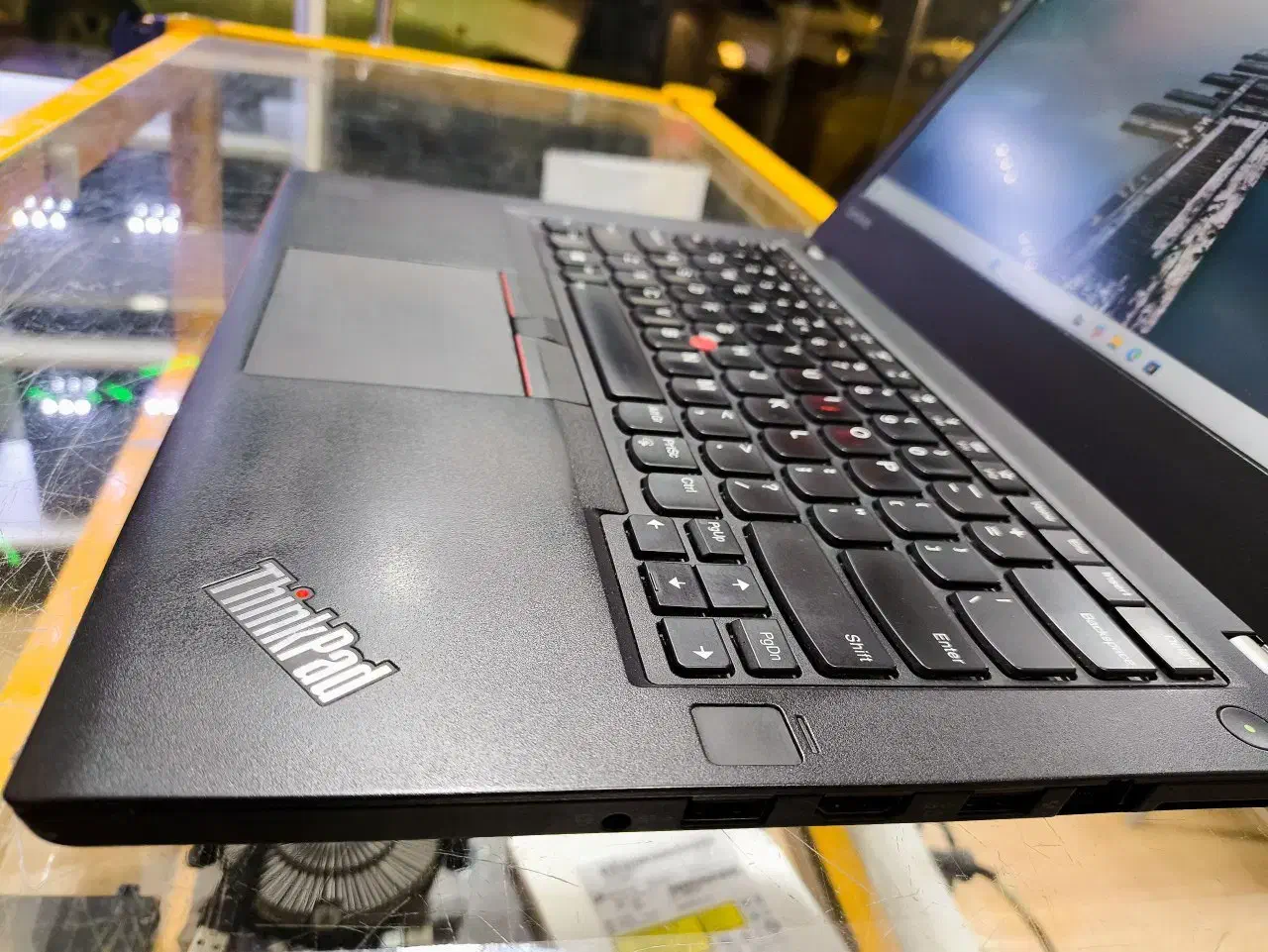 Lenovo i5 نسل 6 قدرتمند باریک|رایانه همراه|بجنورد, |دیوار
