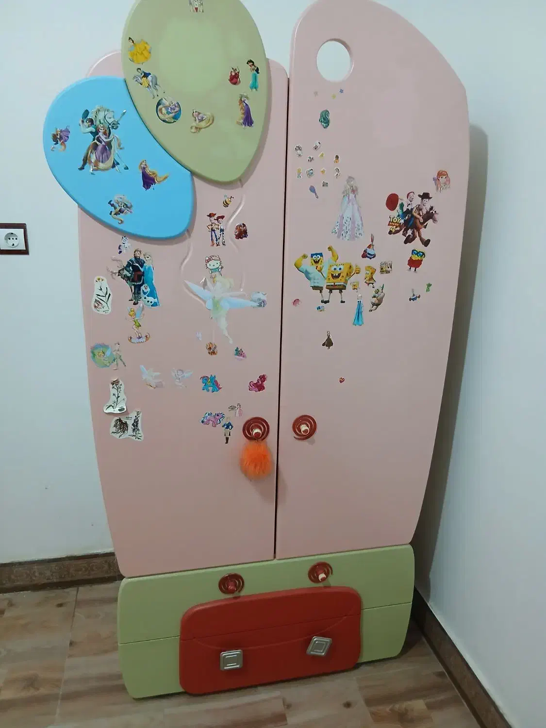 کمد کودک و نوجوان|جاکفشی، کمد، دراور|گنبد کاووس, |دیوار