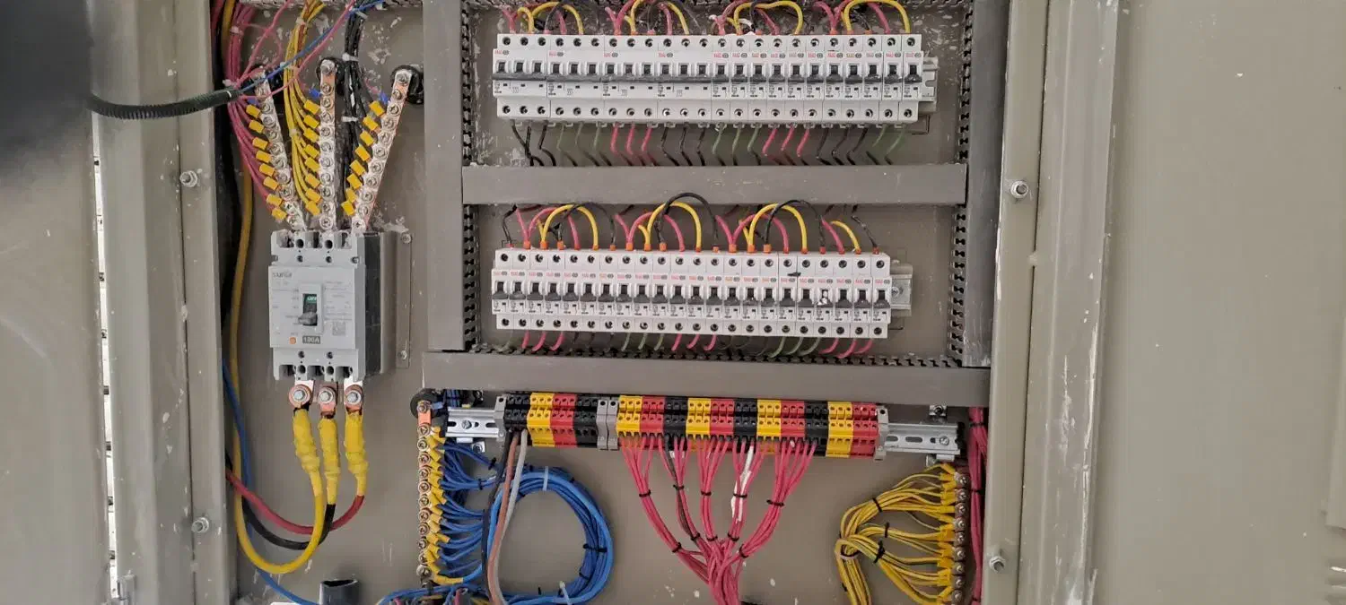 برق کاری . عیب یابی . رفع اتصالی.|خدمات پیشه و مهارت|زاهدان, |دیوار