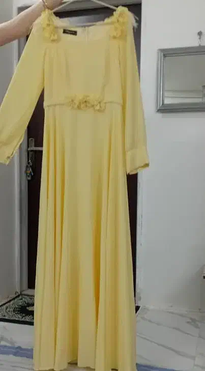 لباس مجلسی پوشیده|لباس|رشت, شالکو|دیوار