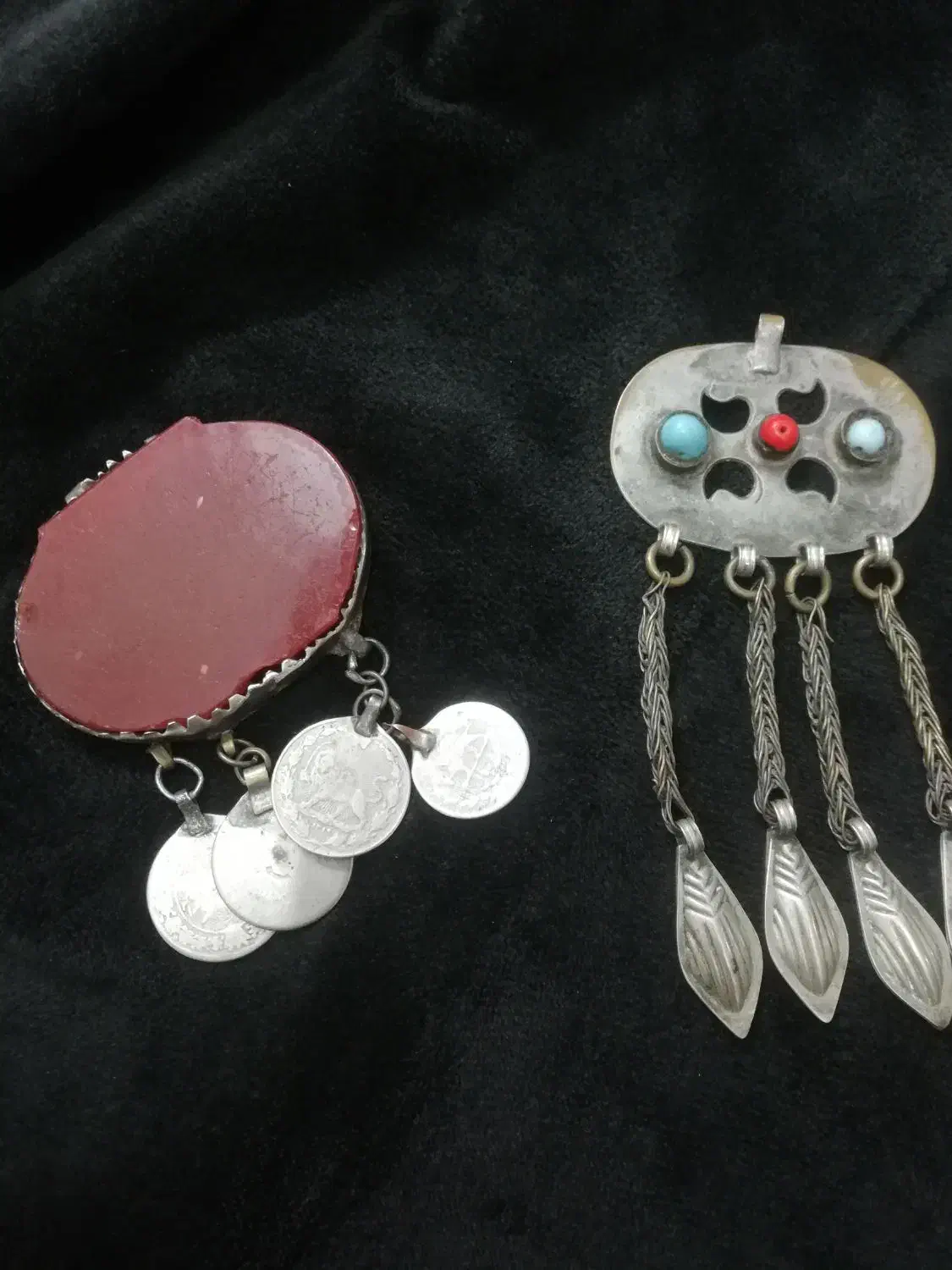 عقیق کهنه|کلکسیون اشیاء عتیقه|زرندیه, |دیوار