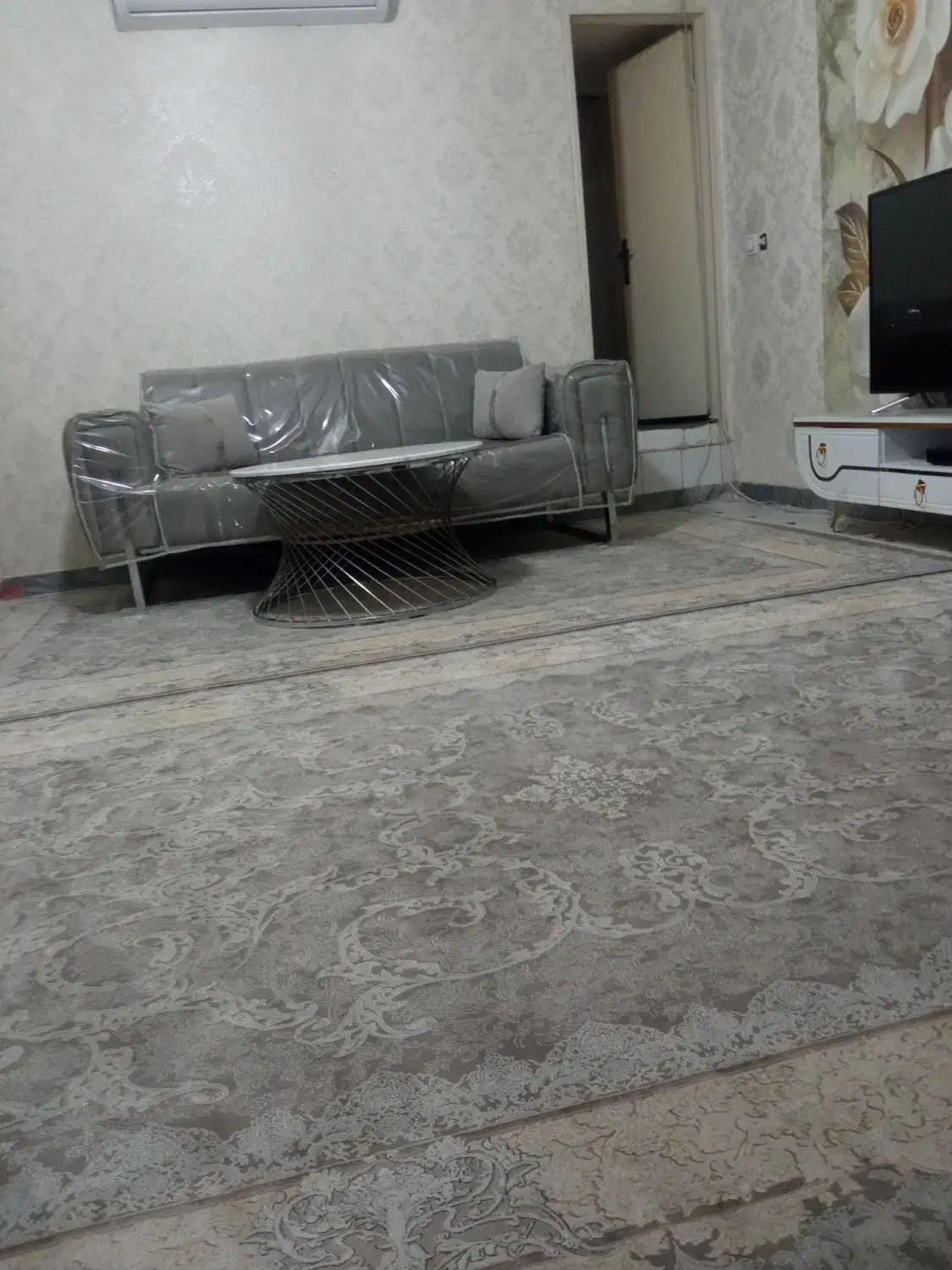 فرش ۶متری|فرش|قدس, شهر‌قدس|دیوار