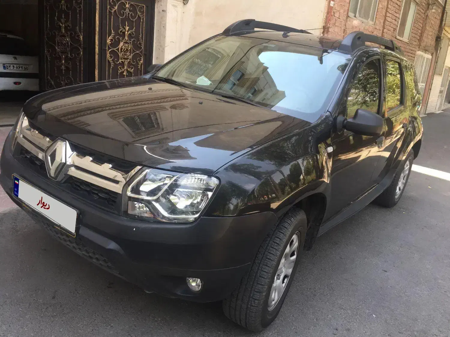 رنو داسترمشکی ۲دفرانسیل مدل ۲۰۱۷ کارکرد ۱۰۰|خودرو سواری و وانت|تهران, نازی‌آباد|دیوار
