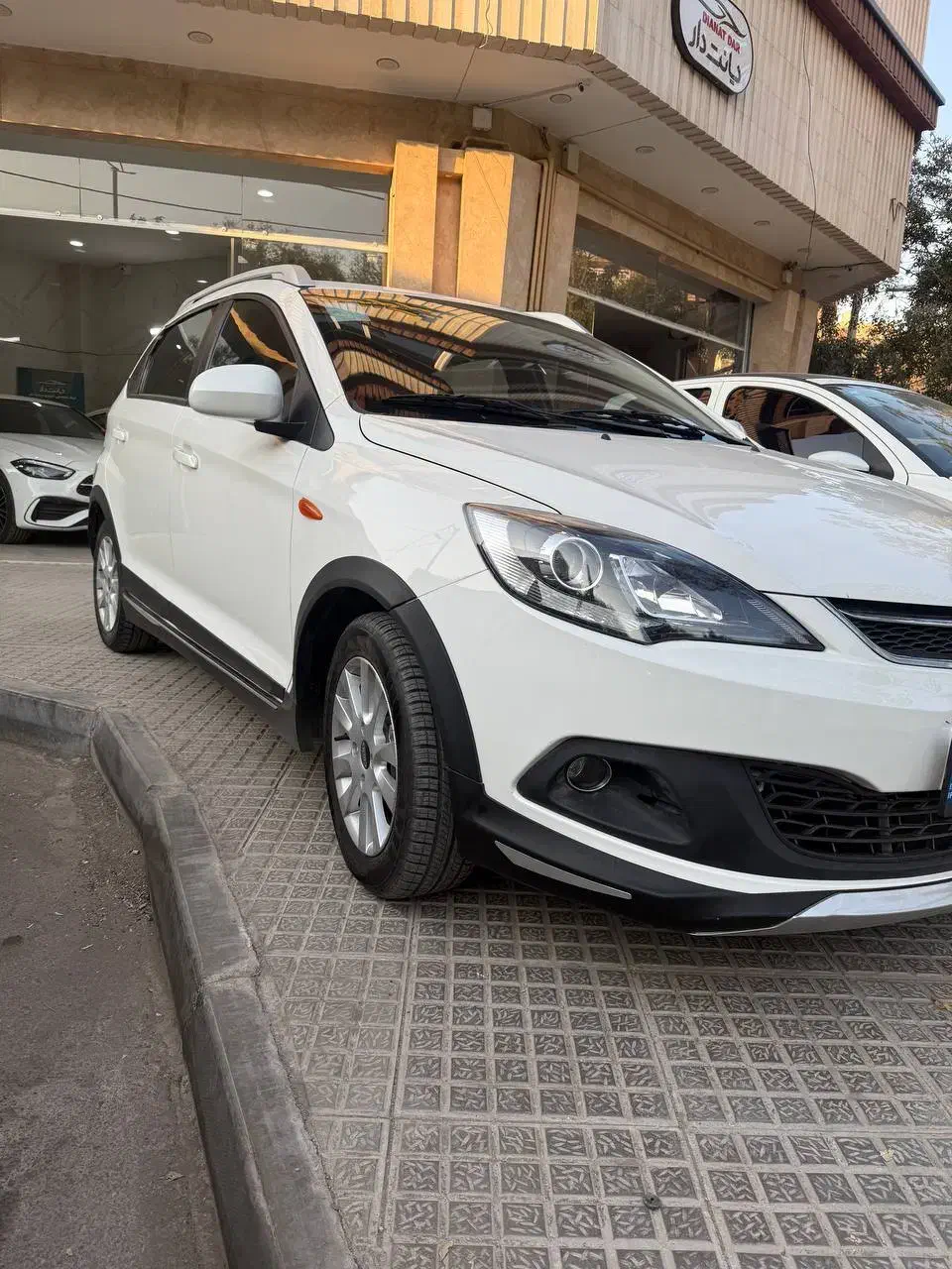 ام‌وی‌ام 315 هاچبک اسپرت اکسلنت، مدل ۱۳۹۸ صفر|خودرو سواری و وانت|اصفهان, شیخ اشراق|دیوار