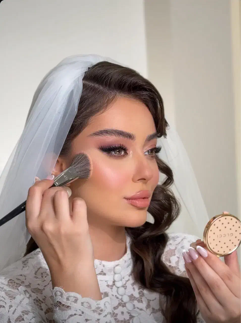 شینیون ومیکاپ۷۰۰|خدمات آرایشگری و زیبایی|کرج, مصباح|دیوار