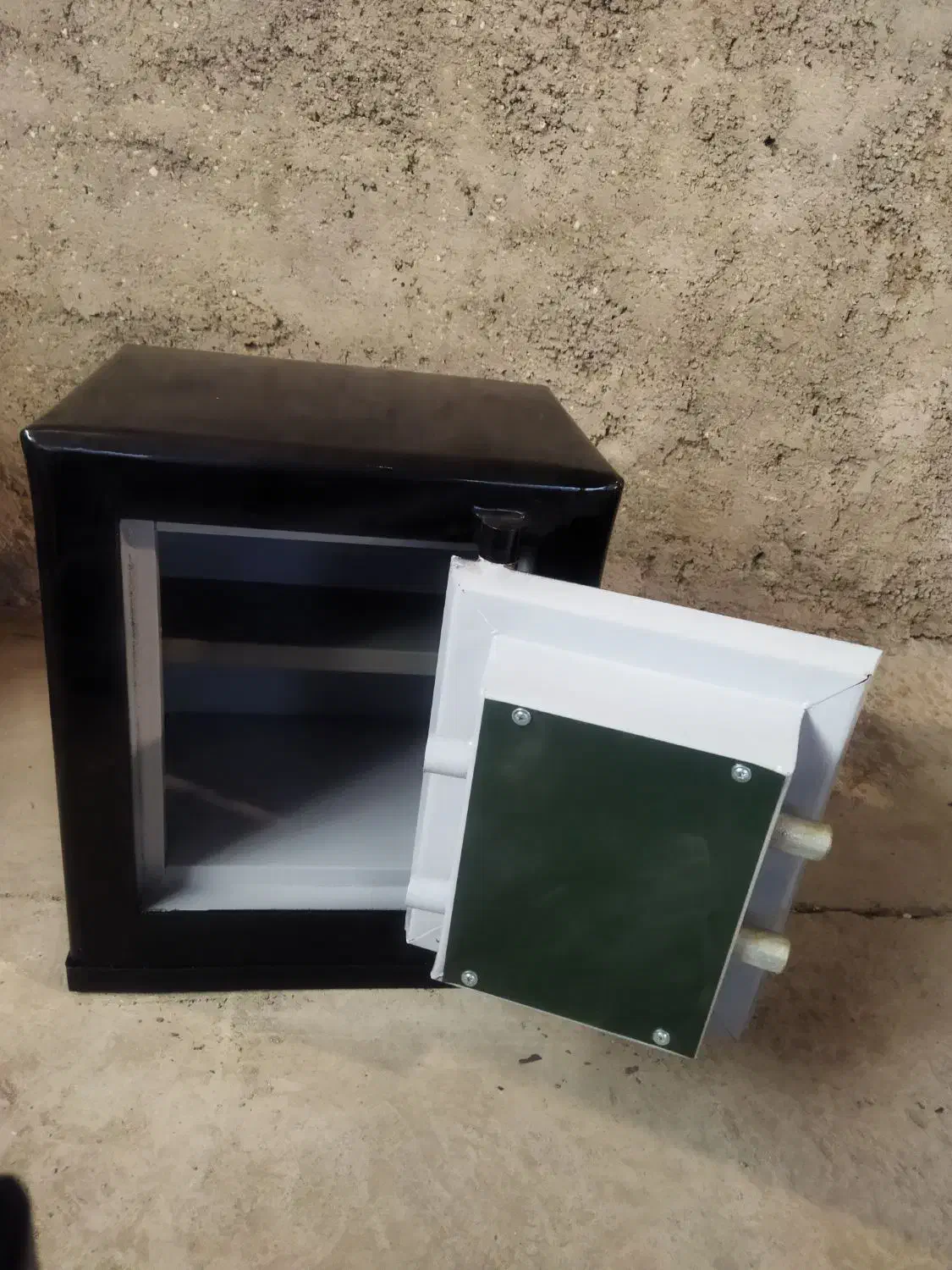 ارزانترین گاوصندوق 6040|ابزارآلات|پرند, فاز ۶|دیوار