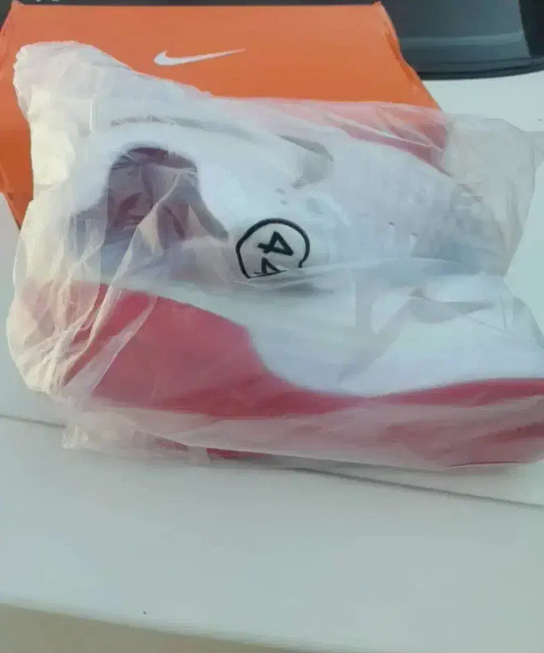 کتونی فوتسال  مجیستا|کیف، کفش، کمربند|الوند, |دیوار