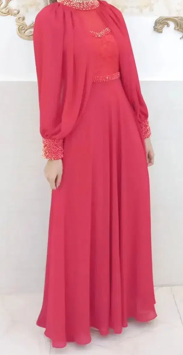 لباس مجلسی در حد نو کاملا سالم چند پوشیده شده|لباس|مرند, |دیوار