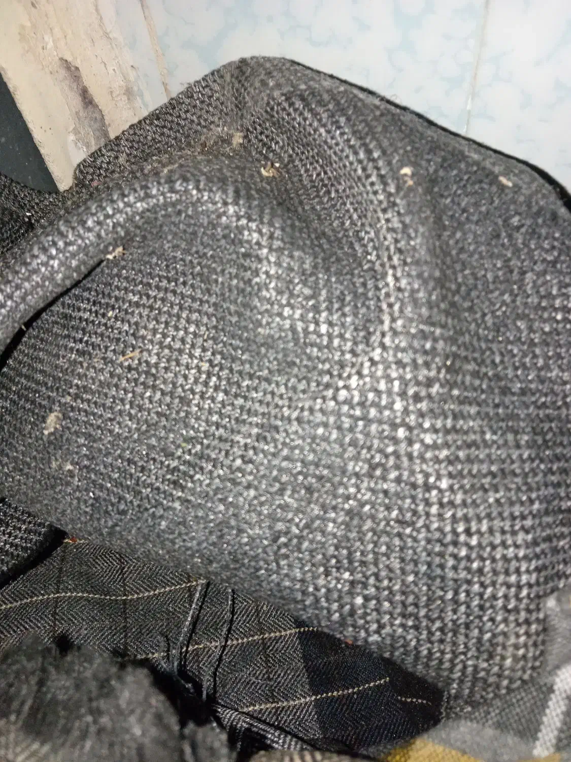 پارچه پشمی سپاهان|عمدهفروشی|اصفهان, شهشهان|دیوار