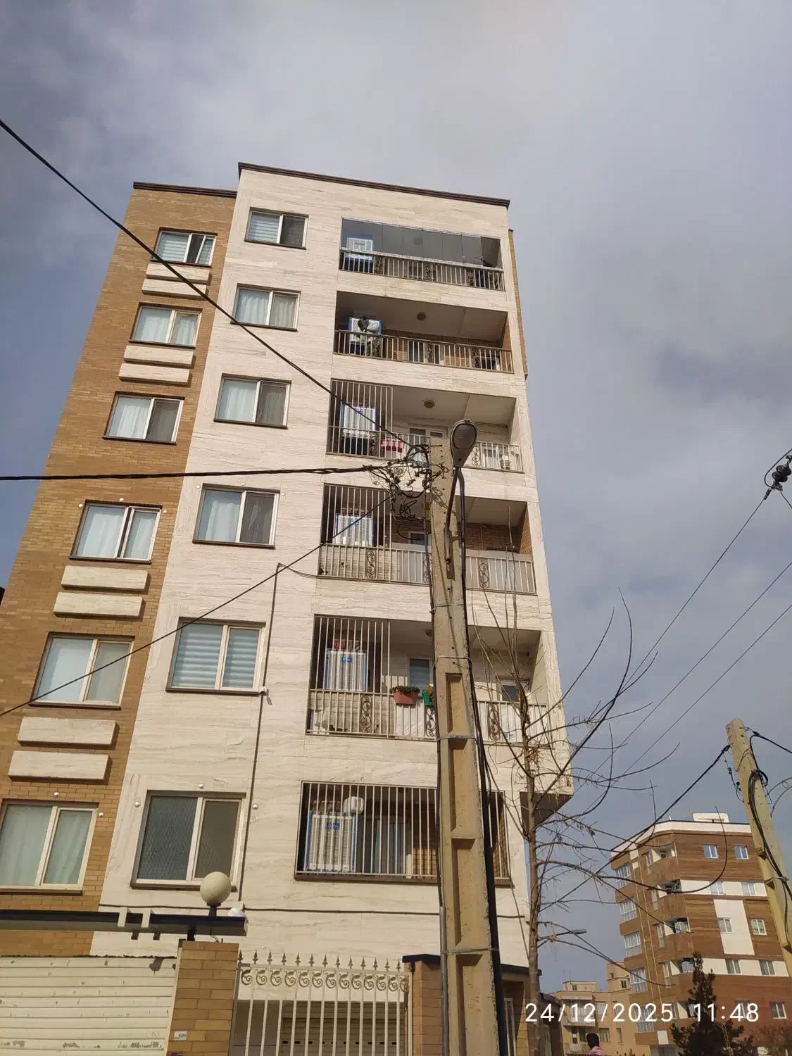 شیشه بالکن ریلی|مصالح و تجهیزات ساختمان|همدان, |دیوار