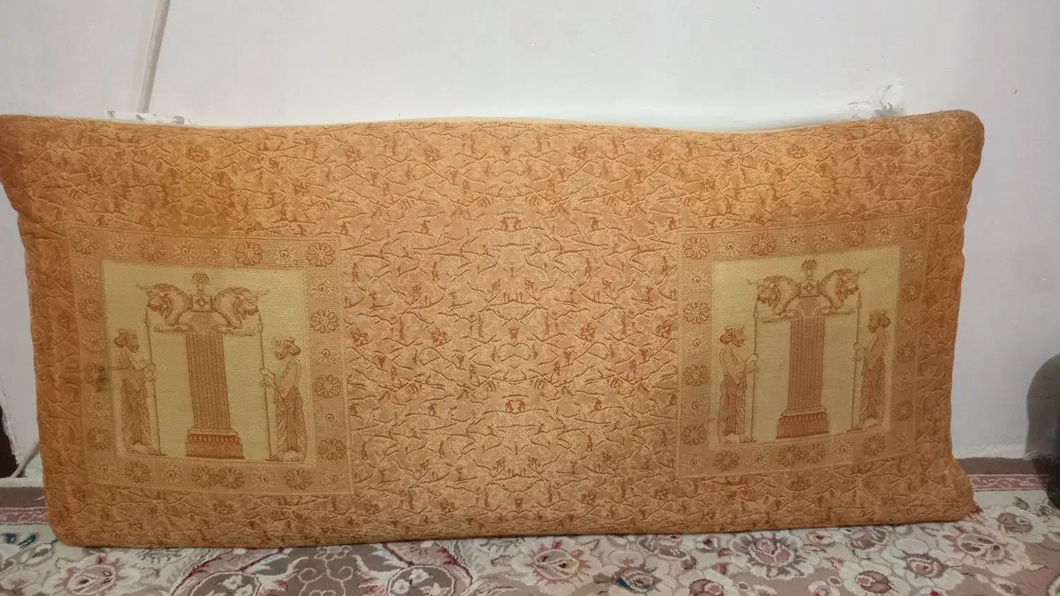 دوجفت پشتی|پشتی|قوچان, |دیوار