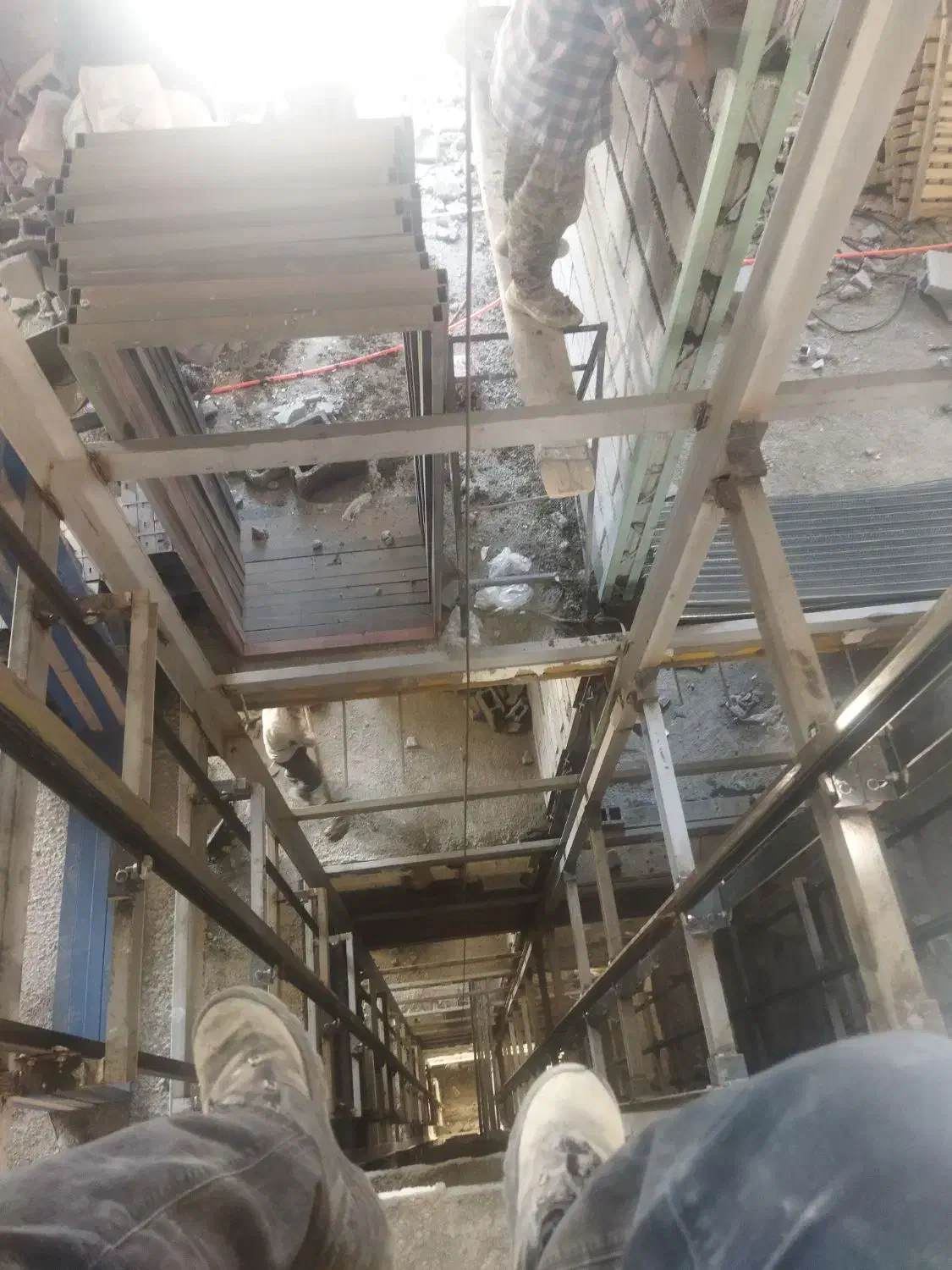 نصاب آسانسور ، آهنکشی و ریل و درب و مکانیک|خدمات پیشه و مهارت|کرج, حصارک بالا|دیوار