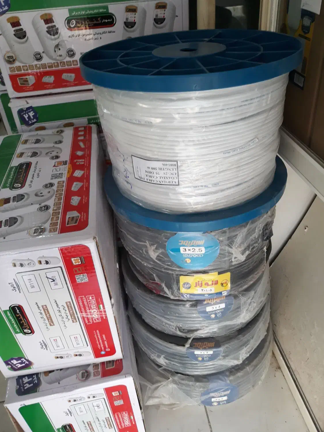 استخدام کارگر ساده|استخدام صنعتی، فنی، مهندسی|بندرعباس, |دیوار