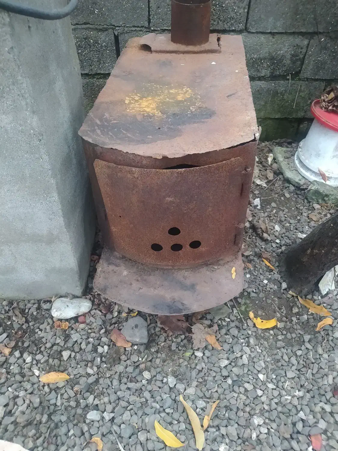 بخاری هیزمی جنس آهنی|بخاری، هیتر، شومینه|تالش, تالش|دیوار