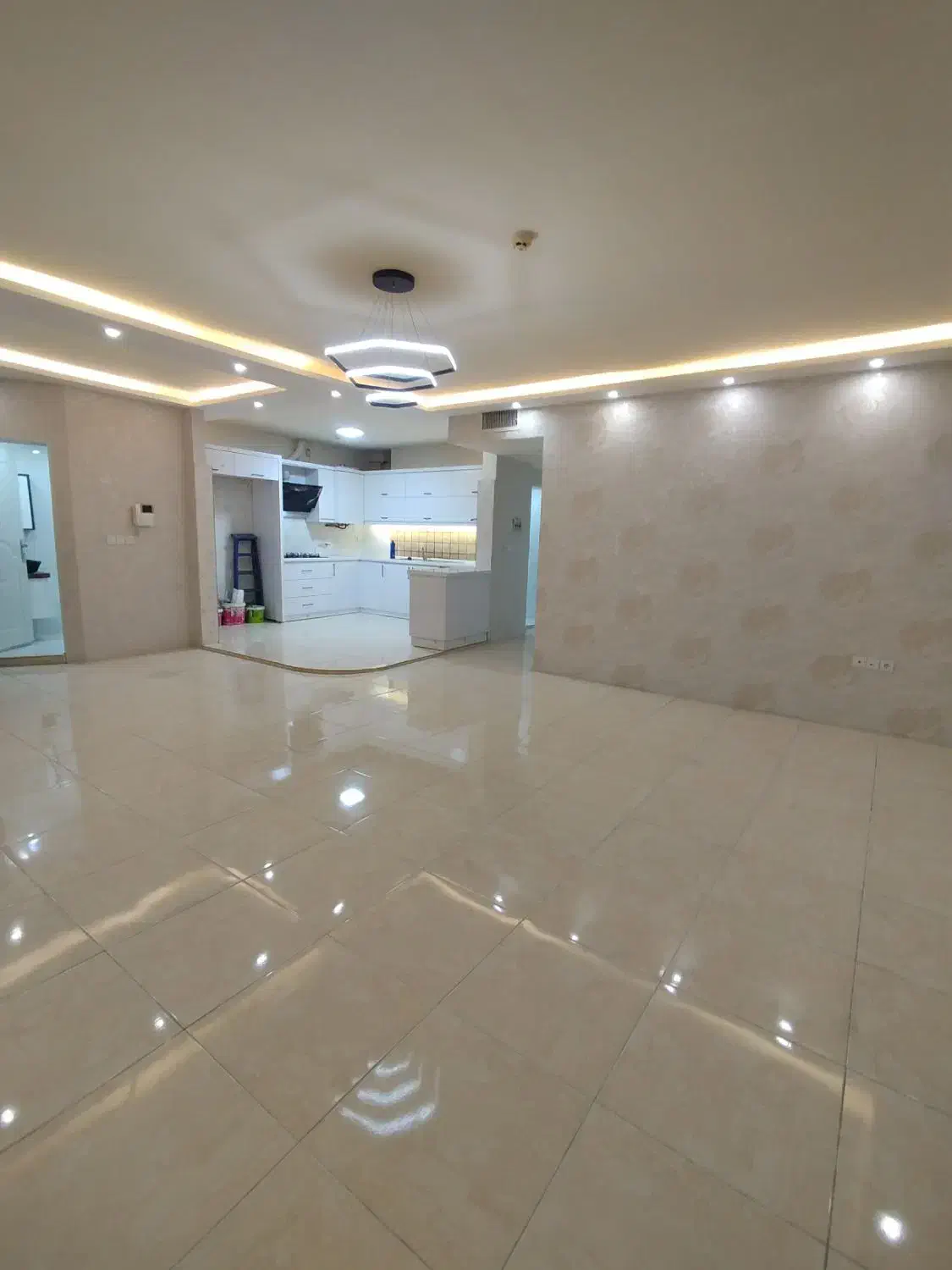 ۱۰۰متر/اول الهیه/سند اماده وام/غرق نور/فول بازسازی|فروش آپارتمان|مشهد, الهیه|دیوار