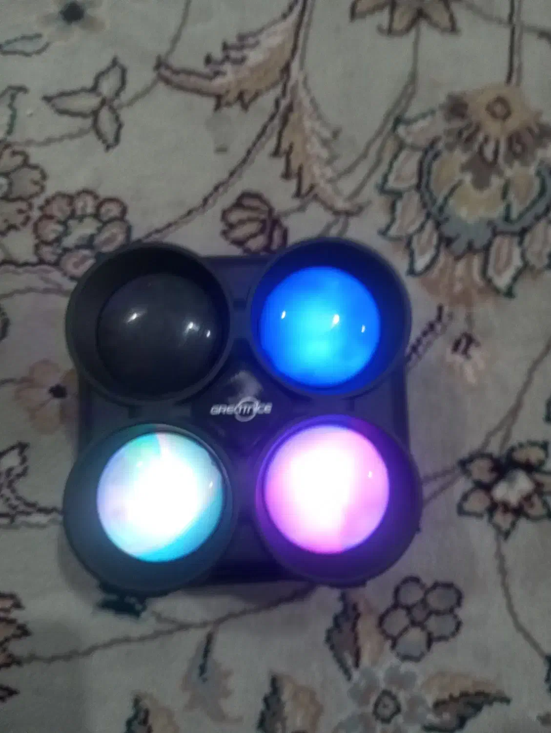 فروش اسپیکر کوچک 500 تومان|صوتی و تصویری|ایلام, |دیوار