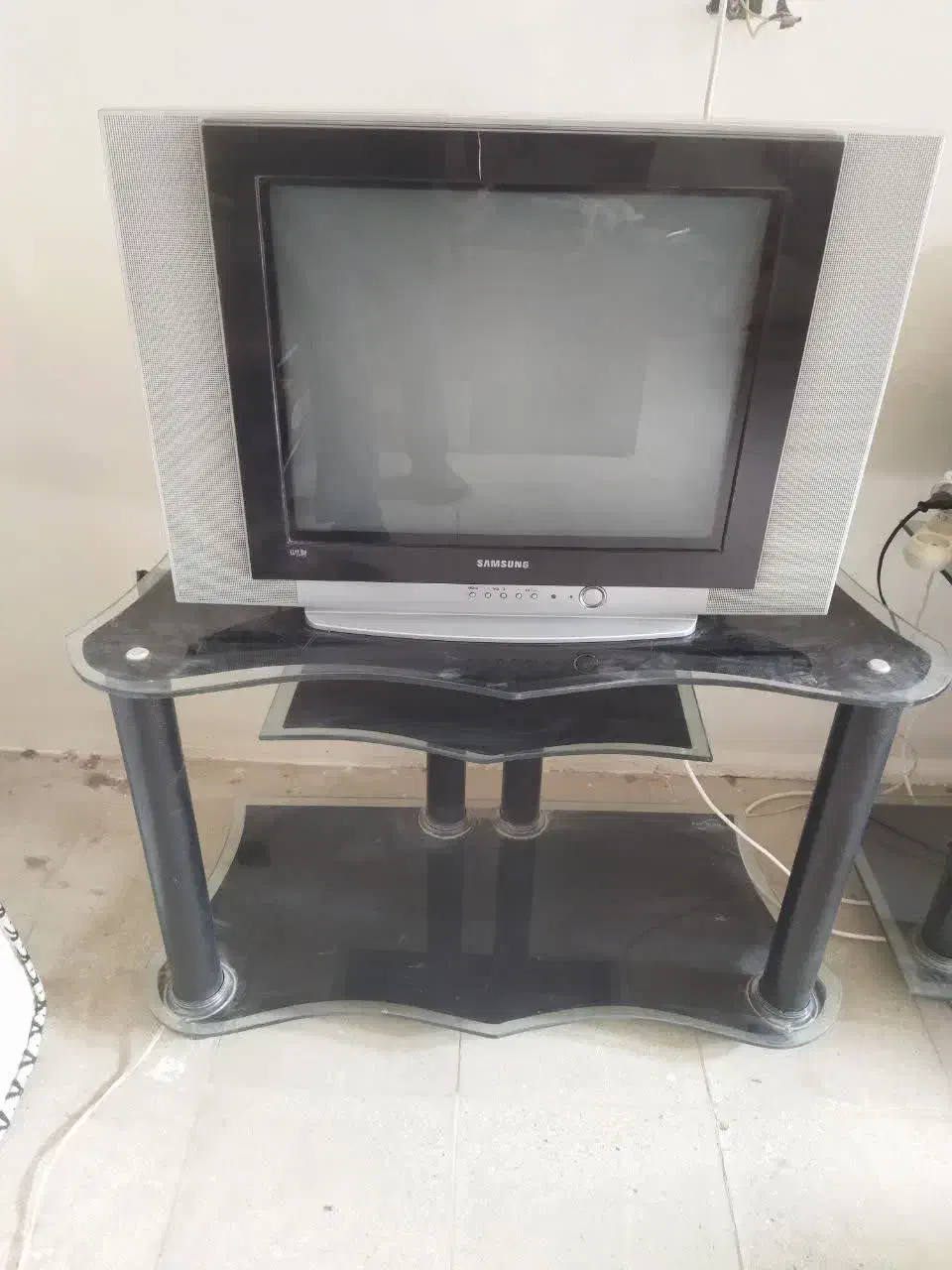 تلویزیون|تلویزیون و پروژکتور|آران و بیدگل, |دیوار