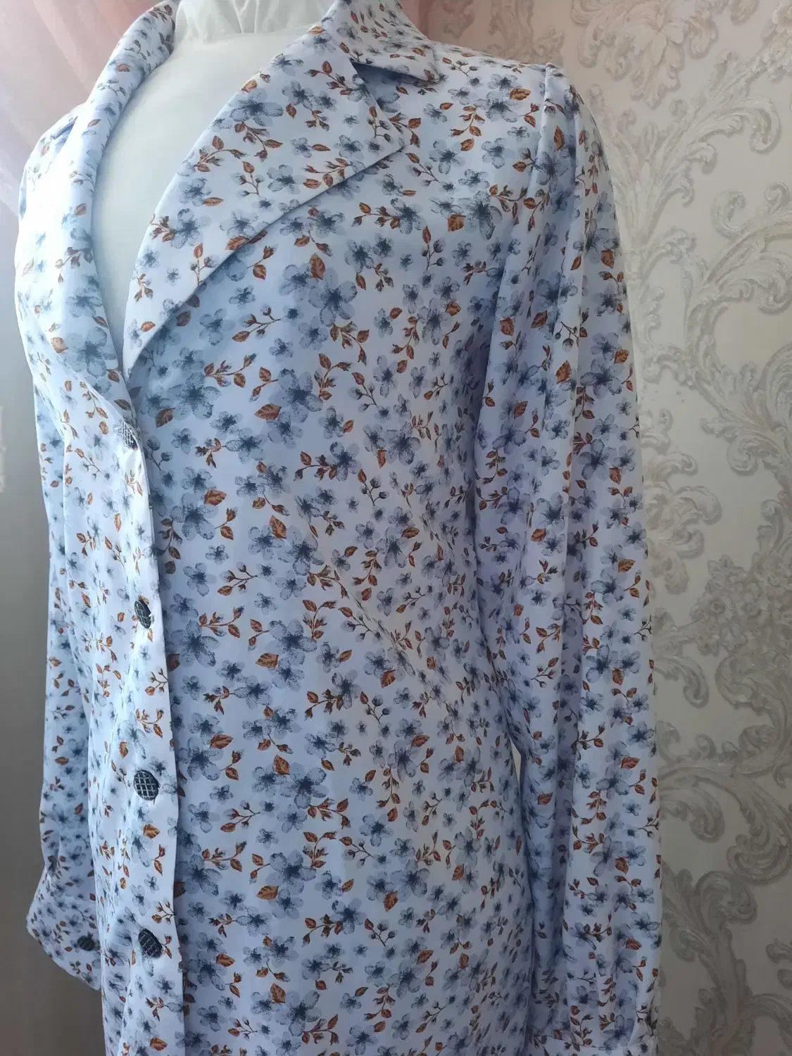 دوخت شومیز|لباس|گلبهار, شهر جدید گلبهار|دیوار