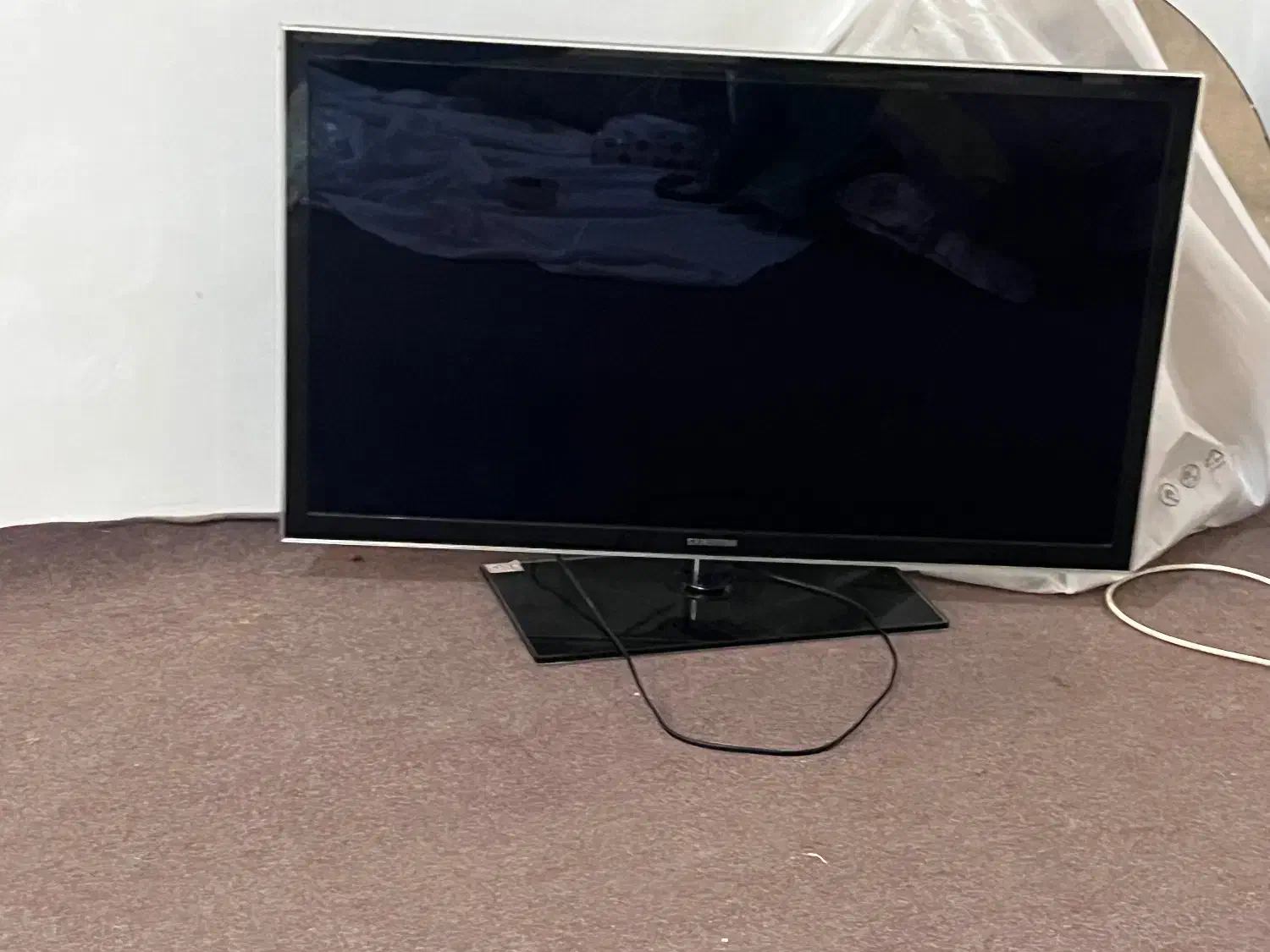 تلویزیون LEDسامسونگ40اینچ|تلویزیون و پروژکتور|لاهیجان, شقایق|دیوار