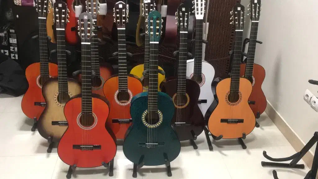 گیتار|گیتار، بیس، امپلیفایر|کرج, برغان|دیوار