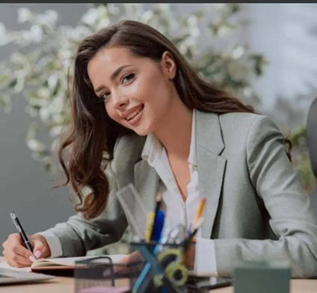 منشی مدیرعامل خانم مجرد|استخدام اداری و مدیریت|تهران, ونک|دیوار